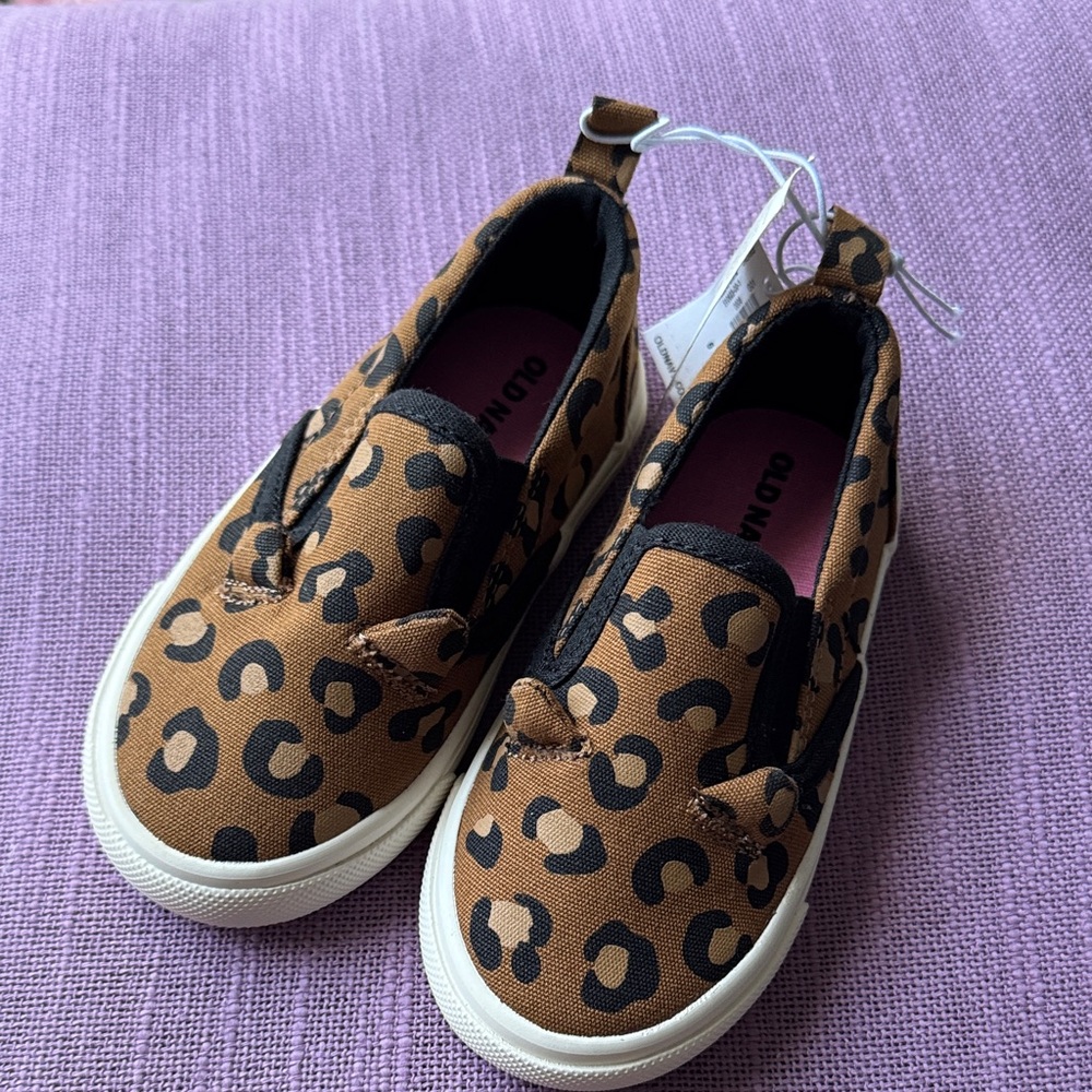 Old Navy Leopard Print Slip-On Sneakers in Brown and Black